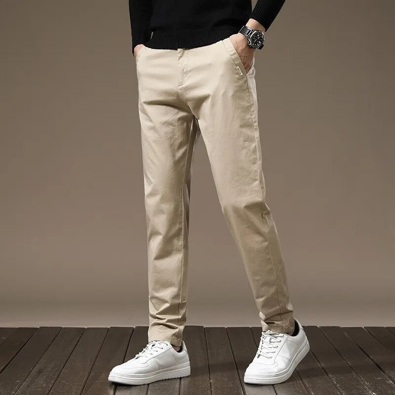 Calça Chino em Sarja Masculina F010